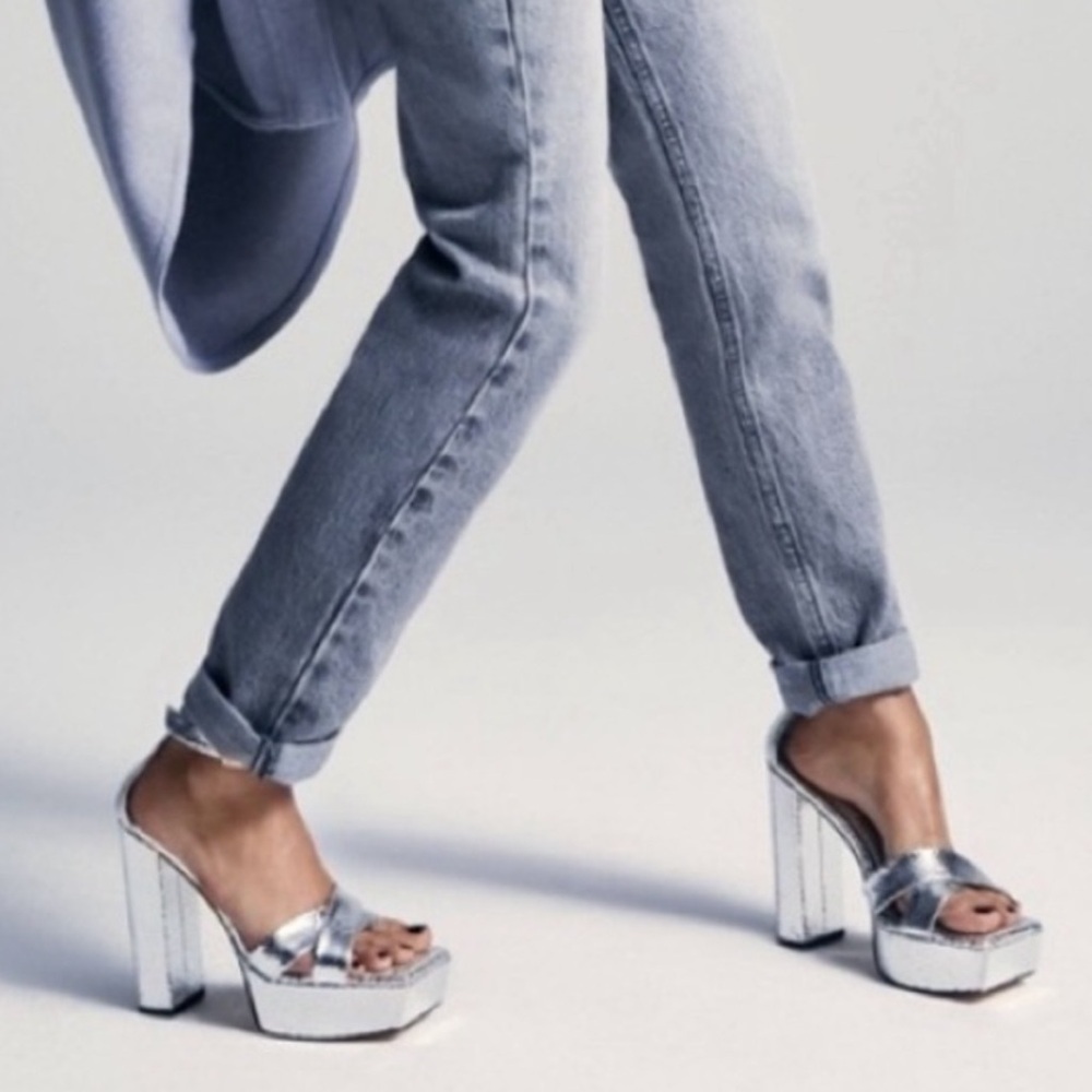 Good American Silver Snake Square Toe Platform Heels NEW